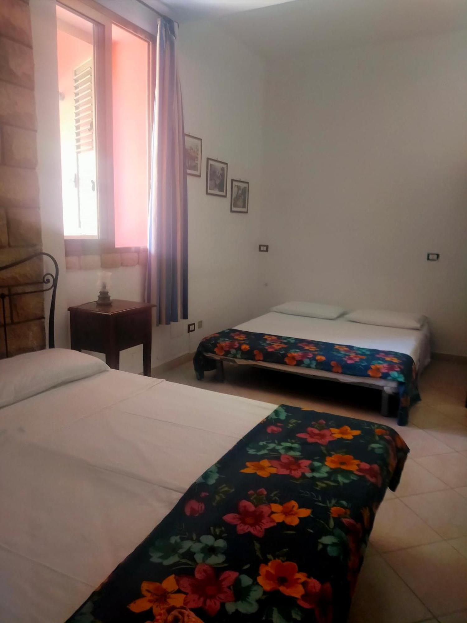 Bed and Breakfast La Rosa Del Deserto à Scicli Extérieur photo